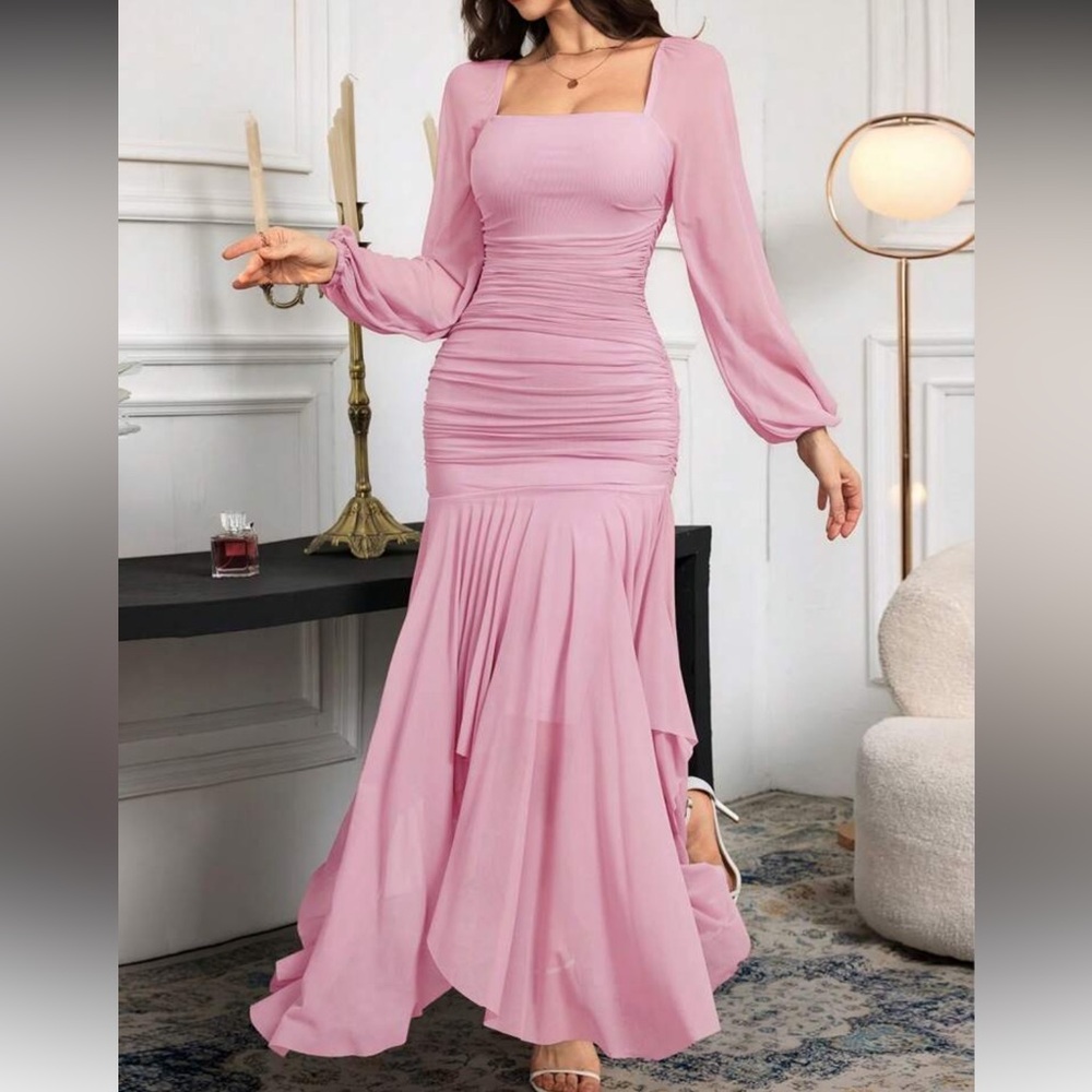 Elegant Lavender Evening Gown - Picture 9 of 16